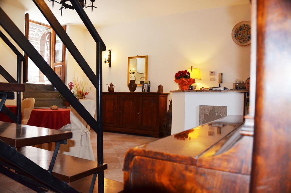 Bed and Breakfast Residenza Di Via Piccardi Губбио Экстерьер фото